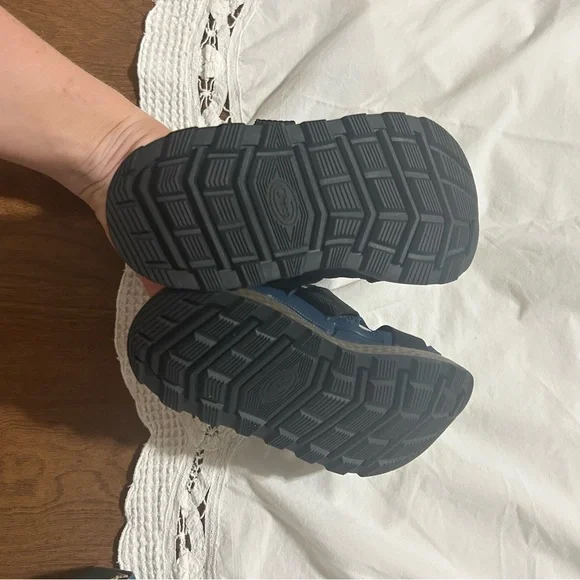 Chaco Kids 10M  NWT - Picture 4 of 5